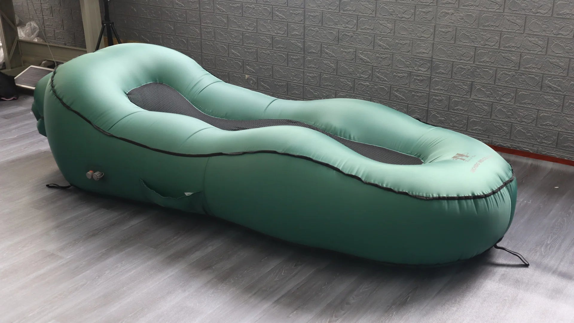 One-Touch Inflatable Bed, Electric Automatic Inflatable Sofa, Lightweight and Portable Outdoor Inflatable Mattress for Travel and Camping