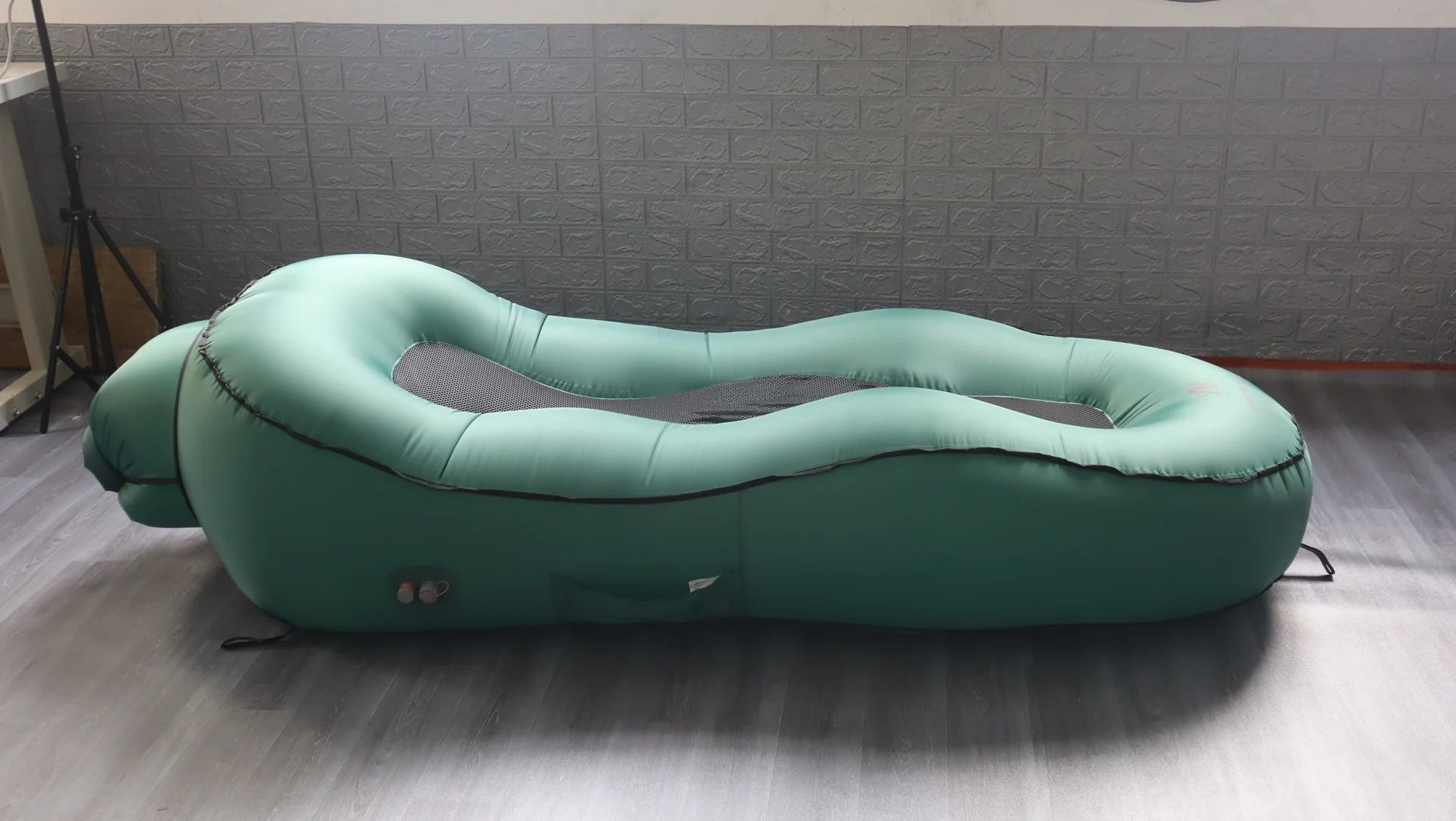 One-Touch Inflatable Bed, Electric Automatic Inflatable Sofa, Lightweight and Portable Outdoor Inflatable Mattress for Travel and Camping